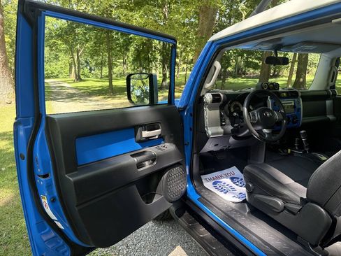 Used 2007 Toyota FJ Cruiser 4WD image 33