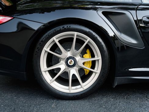 Used 2011 Porsche 911 GT2 RS image 13