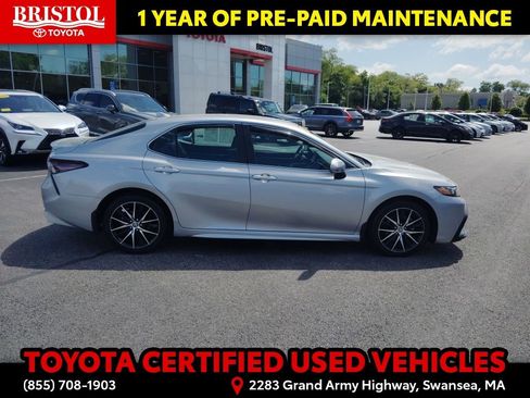 Certified 2024 Toyota Camry SE w/ Cold Weather Package FWD image 8