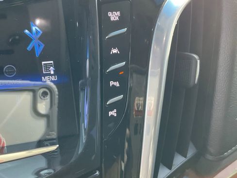 Used 2019 Cadillac Escalade Luxury image 34