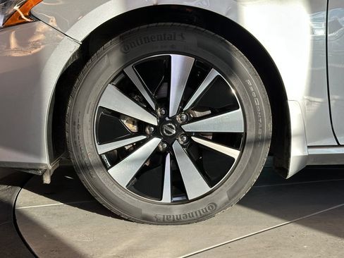Used 2022 Nissan Altima 2.5 SV FWD image 25