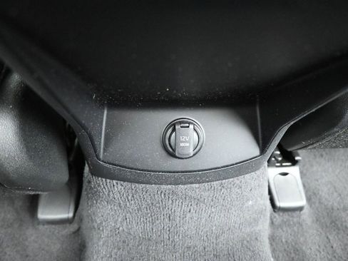 Used 2025 Kia Sorento S w/ Panoramic Sunroof Package image 13