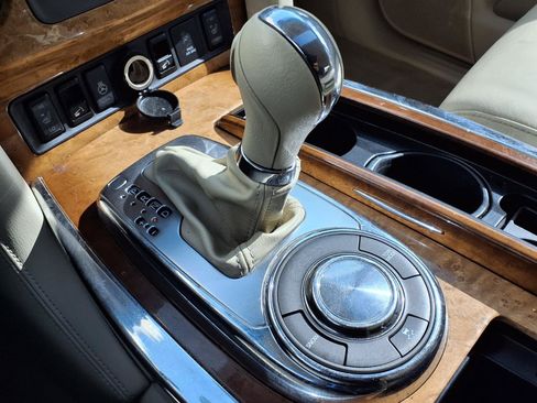 Used 2014 INFINITI QX80 2WD w/ Theater Package image 13
