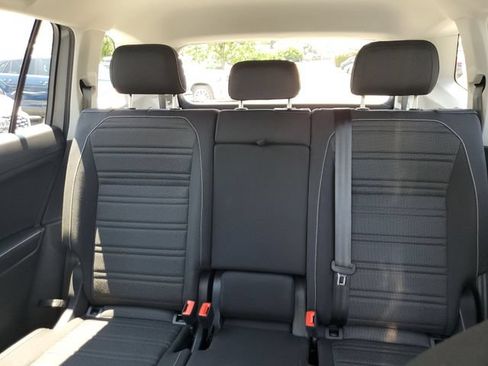 Certified 2024 Volkswagen Tiguan S FWD image 11
