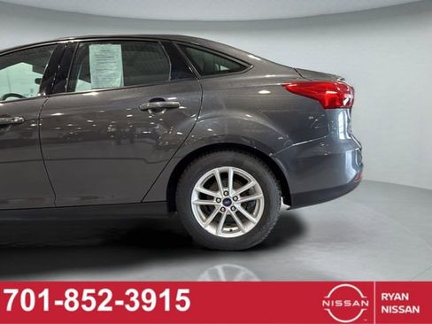 Used 2017 Ford Focus SE w/ Cold Weather Package image 22