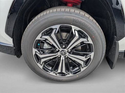 New 2025 Toyota RAV4 XSE image 5