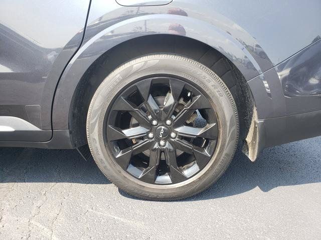 Used 2022 Kia Carnival SX FWD image 34