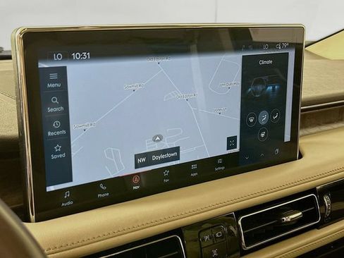 Certified 2022 Lincoln Nautilus Reserve AWD/4WD image 16