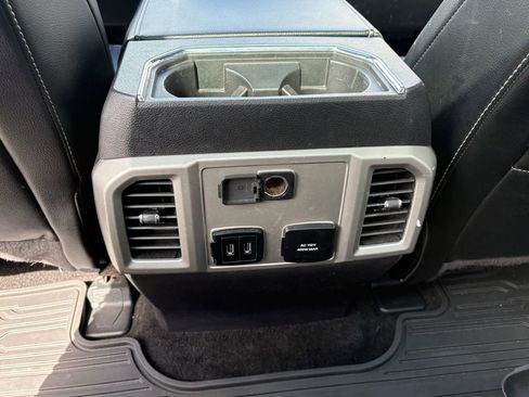 Used 2018 Ford F150 Lariat image 24