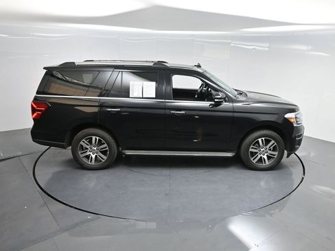 Used 2022 Ford Expedition Limited image 75