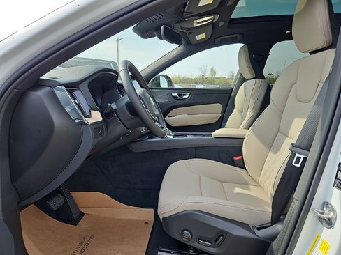 New 2026 Volvo XC60 B5 Plus w/ Protection Package Premier AWD/4WD image 11