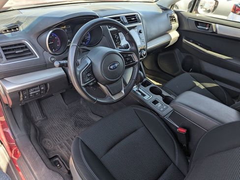 Used 2019 Subaru Outback 2.5i Premium w/ Popular Package #2 AWD/4WD image 23