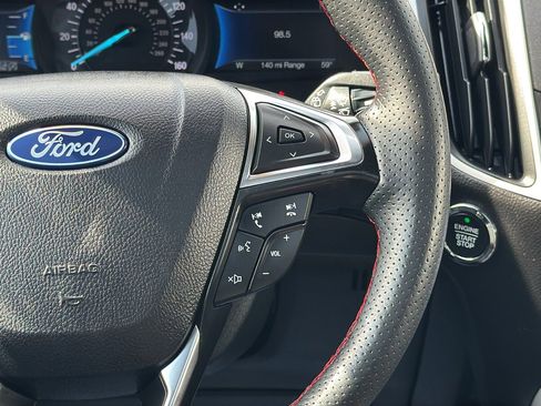 Certified 2024 Ford Edge ST-Line image 19