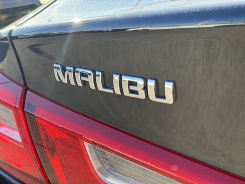 Used 2022 Chevrolet Malibu LS image 10