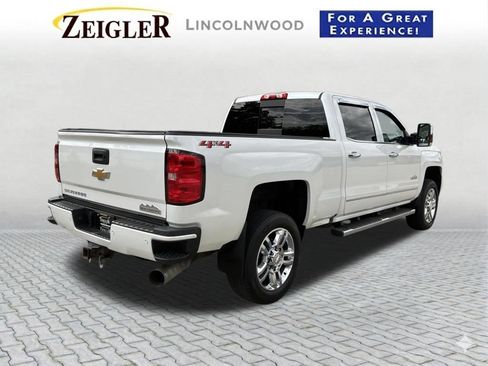 Used 2019 Chevrolet Silverado 2500 High Country w/ Duramax Plus Package AWD/4WD image 6
