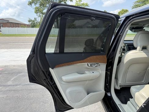 Used 2020 Volvo XC90 T6 Inscription w/ Protection Package Premier AWD/4WD image 14