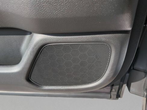 Used 2025 Honda Pilot EX-L image 24