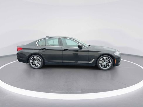 Used 2018 BMW 540i xDrive image 9