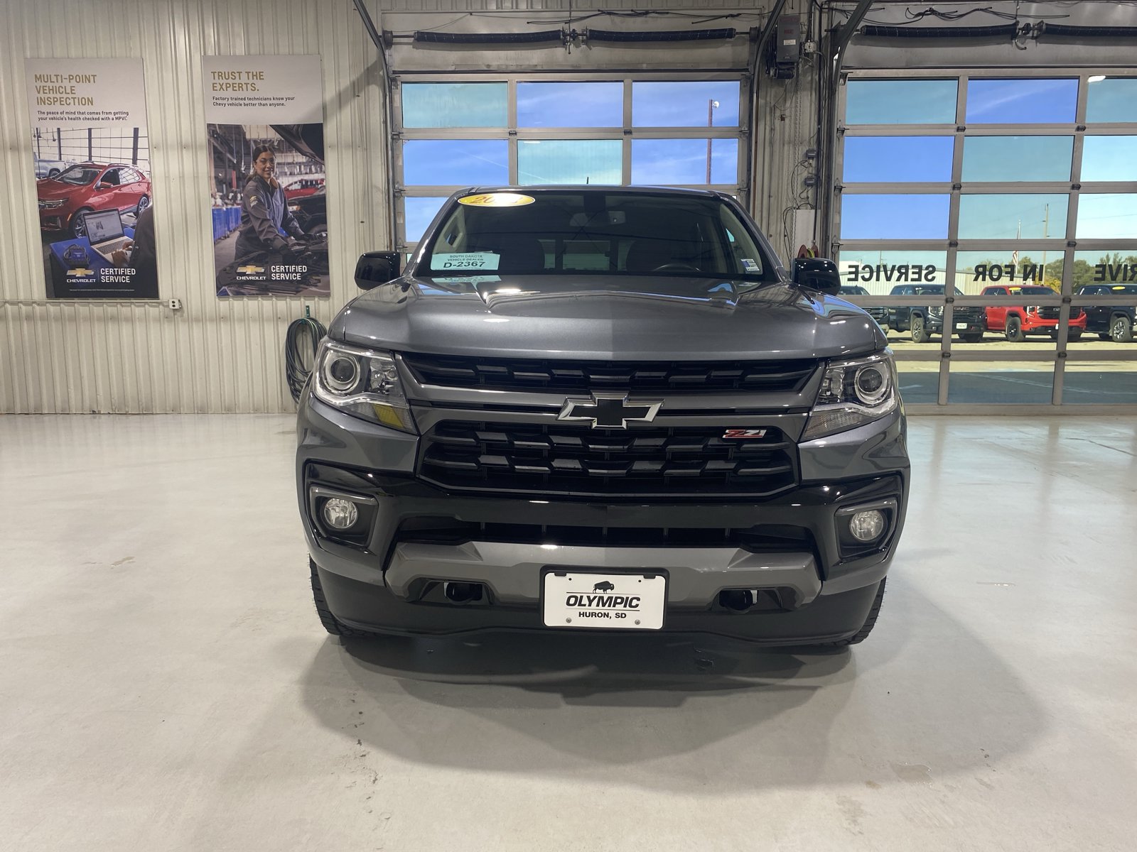 Used 2022 Chevrolet Colorado Z71 AWD/4WD image 3