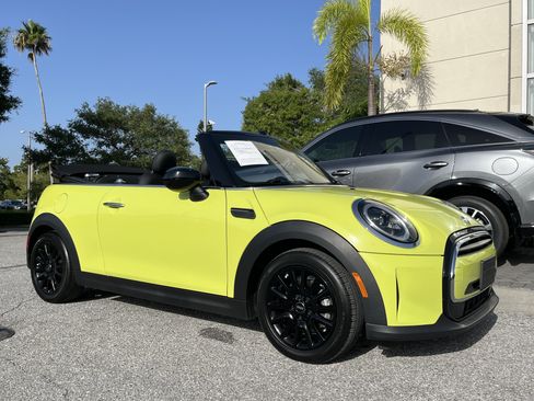 Used 2024 MINI Cooper Convertible FWD image 10