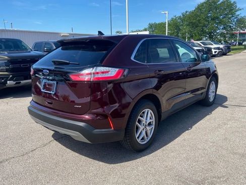 Used 2023 Ford Edge SEL w/ Convenience Package AWD/4WD image 3