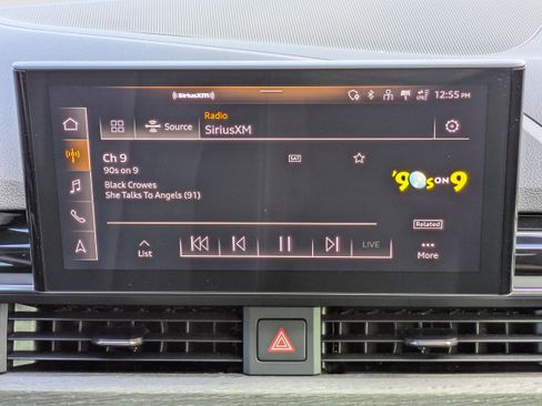 Used 2021 Audi A4 2.0T Premium Plus w/ Premium Plus Package image 17