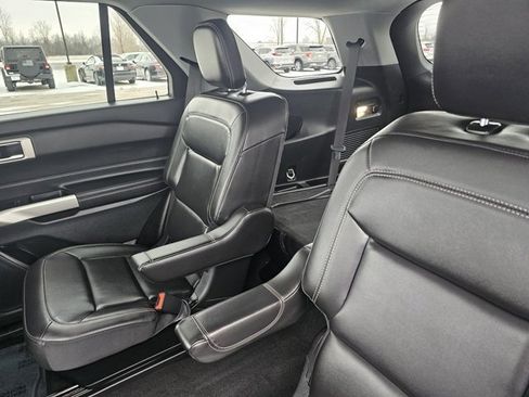Used 2023 Ford Explorer XLT w/ Equipment Group 202A image 16