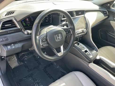 Used 2019 Honda Insight Touring image 3