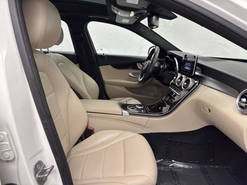 Used 2018 Mercedes-Benz C 300 4MATIC Sedan w/ Premium Package image 37