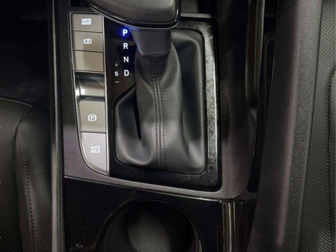 Used 2022 Hyundai Elantra Limited image 23