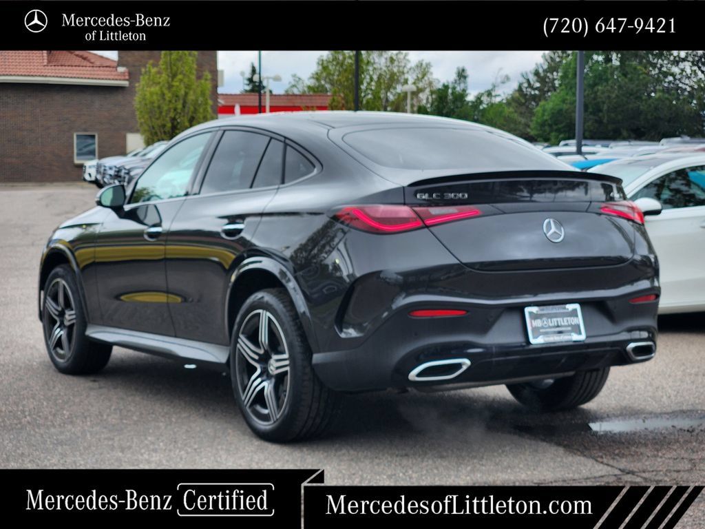 Certified 2025 Mercedes-Benz GLC 300 4MATIC image 5