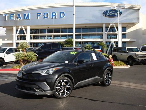 Used 2018 Toyota C-HR XLE image 2