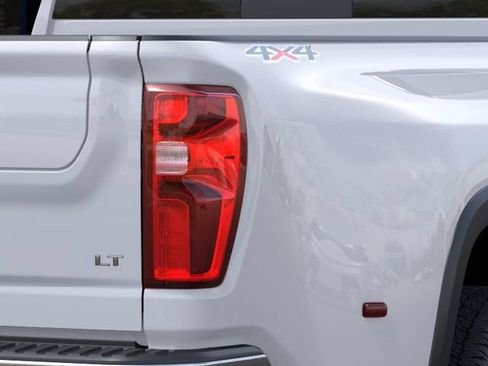 New 2026 Chevrolet Silverado 3500 LT w/ All Star Edition AWD/4WD image 11