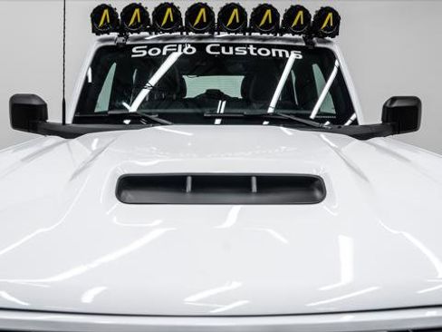 Used 2024 Ford Bronco Black Diamond image 19