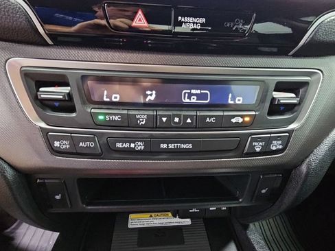 Used 2023 Honda Ridgeline RTL-E image 19