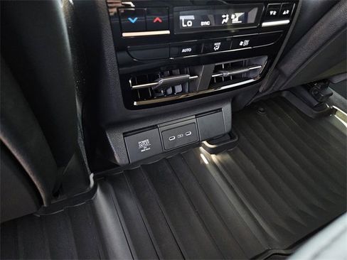 Used 2025 Acura MDX Base image 15