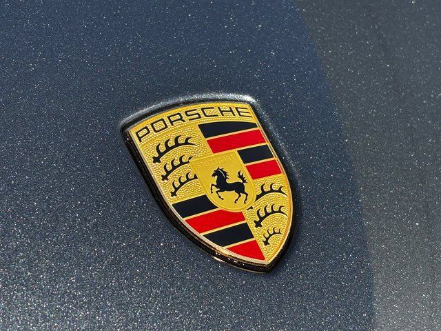 Certified 2026 Porsche Macan AWD/4WD image 28