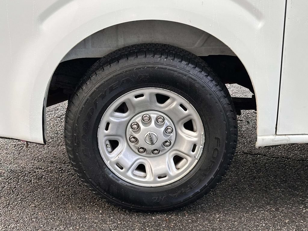 Used 2019 Nissan NV 2500 SV RWD image 12
