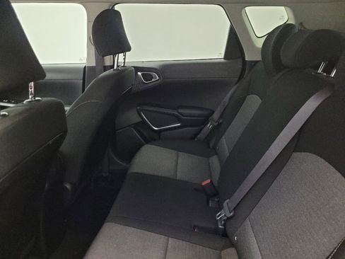 Used 2020 Kia Soul S image 18
