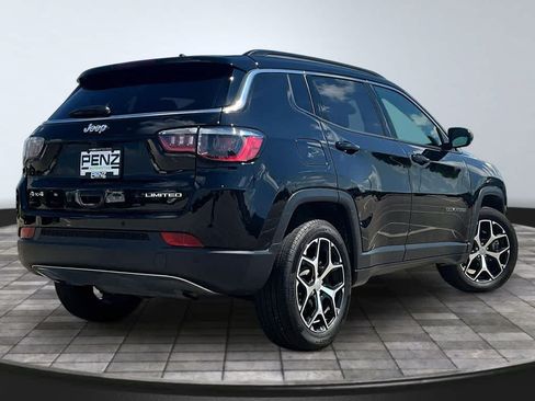 Used 2024 Jeep Compass Limited AWD/4WD image 7