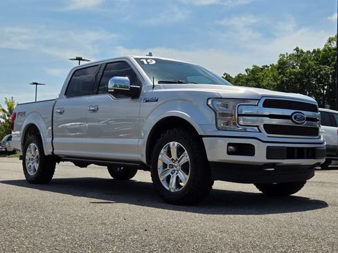 Used 2019 Ford F150 Platinum w/ Equipment Group 701A Luxury AWD/4WD image 7