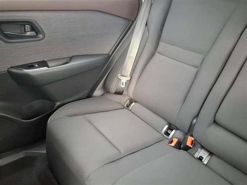 Certified 2023 Nissan Rogue S image 16