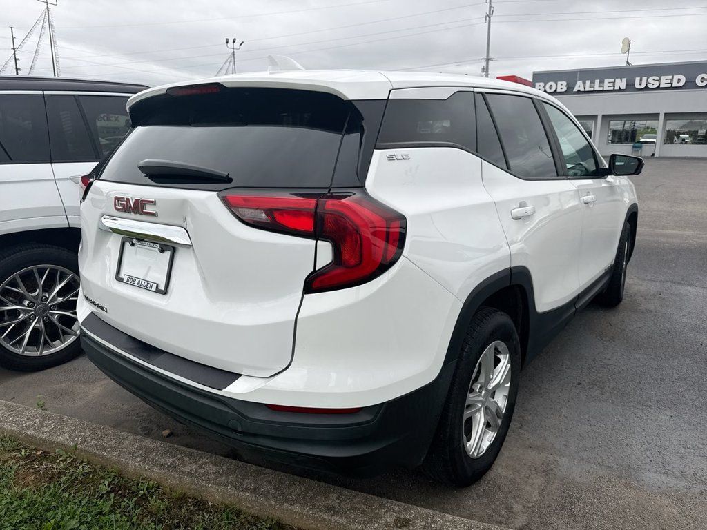 Used 2021 GMC Terrain SLE FWD image 4
