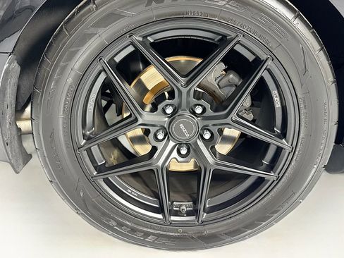 Used 2009 Ford Mustang Shelby GT500 RWD image 39