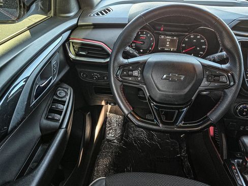 Used 2023 Chevrolet TrailBlazer RS w/ Convenience Package image 30