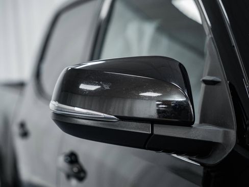 Used 2019 Toyota Tacoma TRD Sport image 14