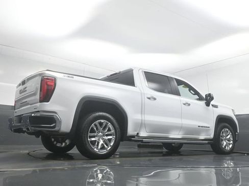 Used 2020 GMC Sierra 1500 SLT w/ SLT Premium Plus Package image 32