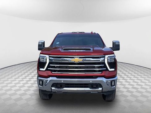 Used 2025 Chevrolet Silverado 2500 LTZ w/ LTZ Premium Package AWD/4WD image 3