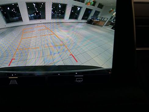 Used 2024 Chevrolet Suburban RST image 21