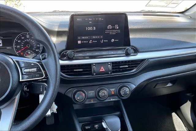 Used 2023 Kia Forte LXS FWD image 5